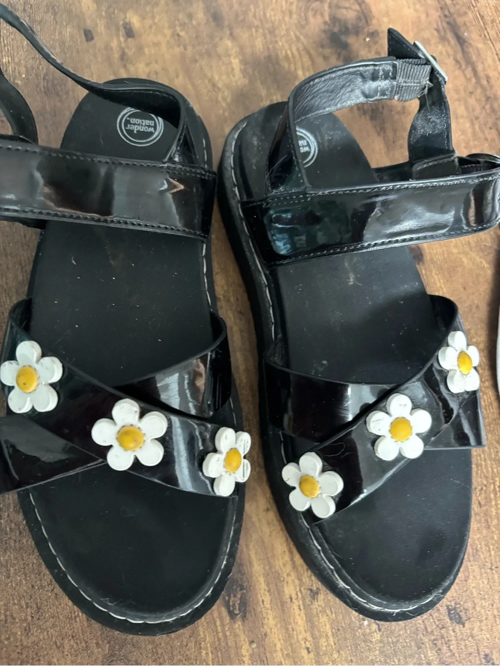 wonder nation Black Patent Sandals with White & Yellow Daisy Accents